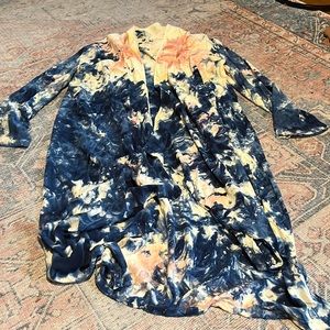 Wonderly tie dye kimono